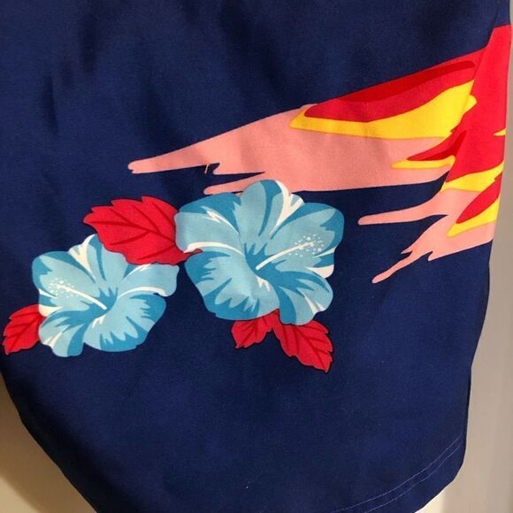 CLUB ROOM - NWT - M Sz M Swim Trunks w/Quick Dry Fabric & Built-In Liner. - Picture 9 of 15